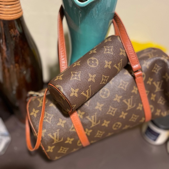 Louis Vuitton Monogram Papillon Bag with Pouch - Picture 1 of 15